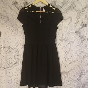 🍓 Xhilaration Little Black Dress